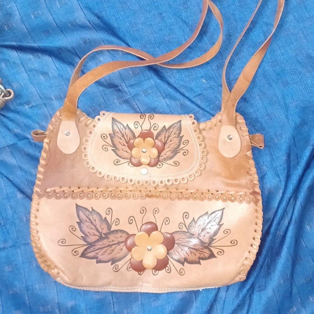 Vintage‎ tooled leather handbag